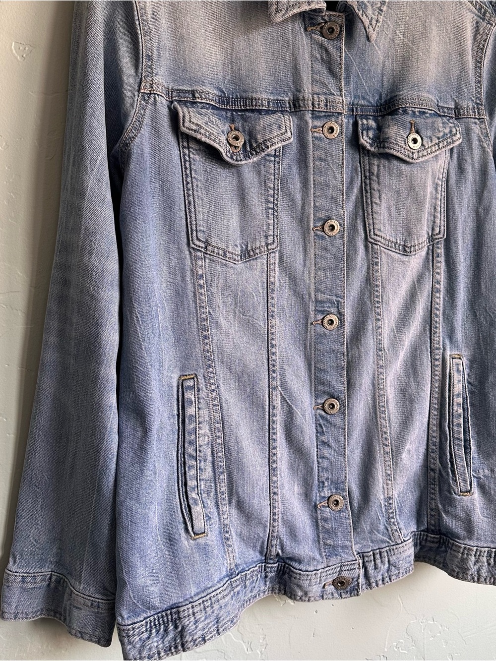 Arizona Jean Company Washed Denim Classic Jean Jacket Faded Blue Women’s XL - Picture 4 of 6
